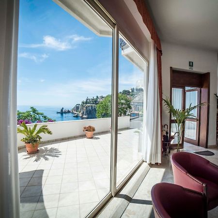 Hotel Isola Bella Таормина Экстерьер фото