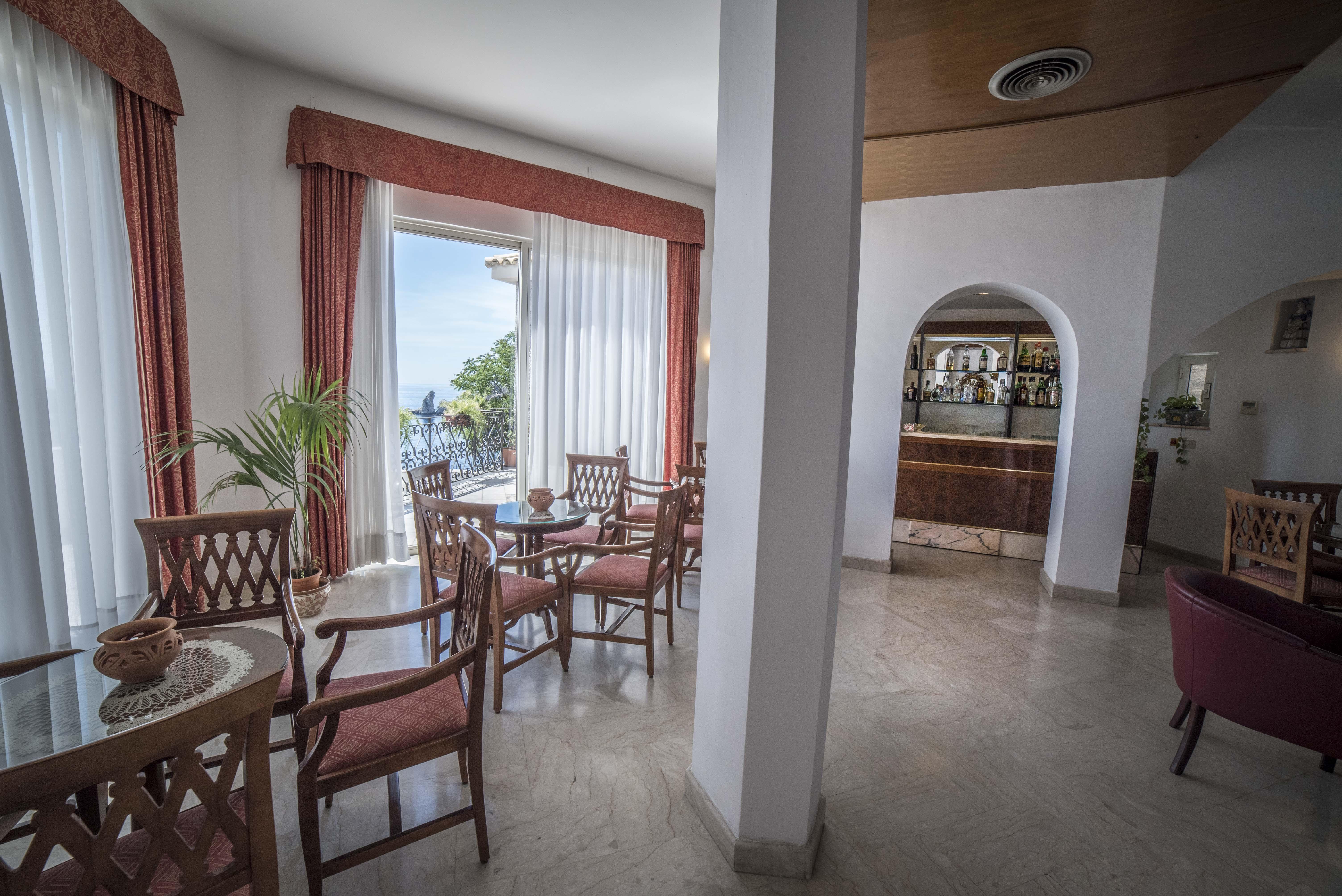 Hotel Isola Bella Таормина Экстерьер фото
