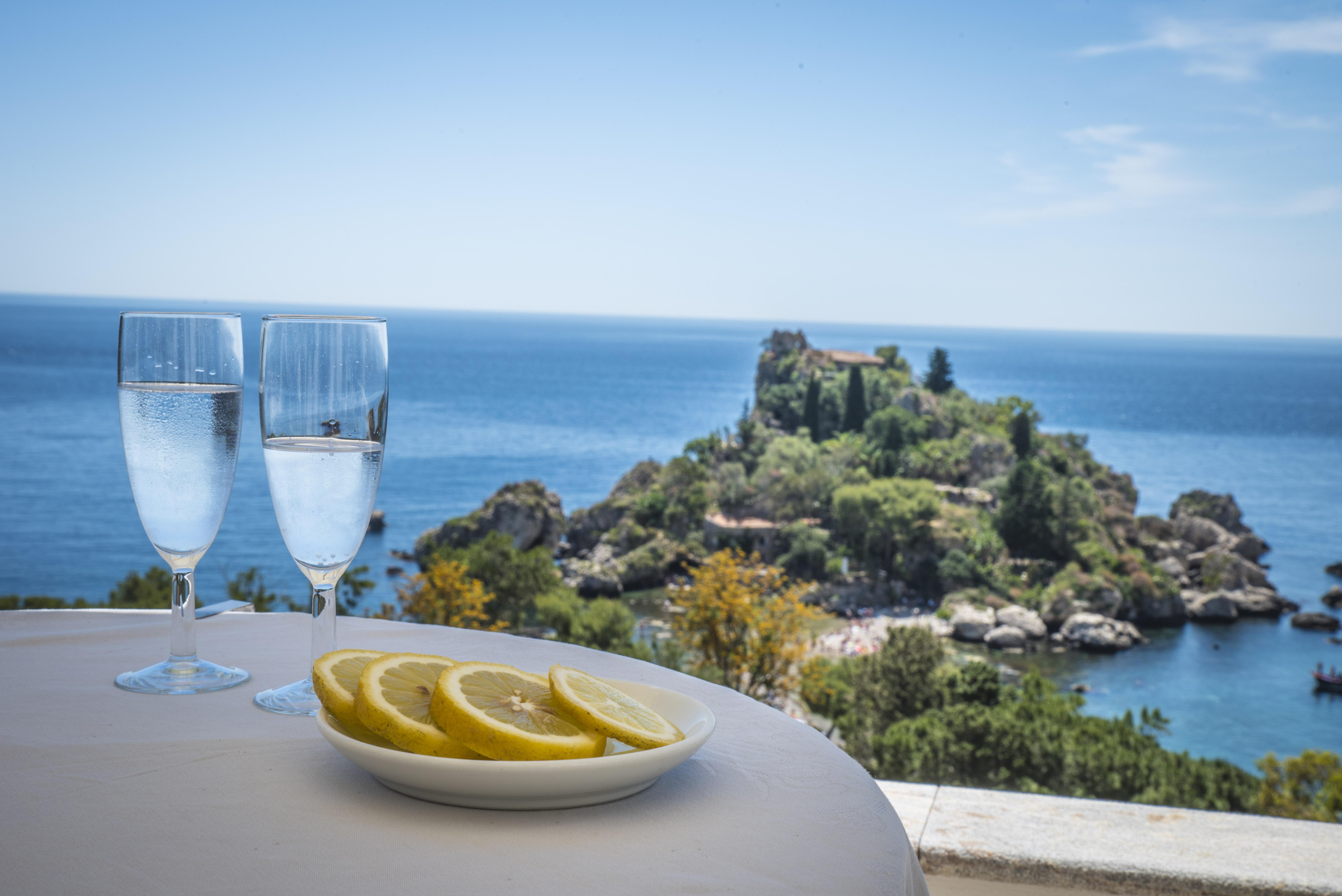 Hotel Isola Bella Таормина Экстерьер фото
